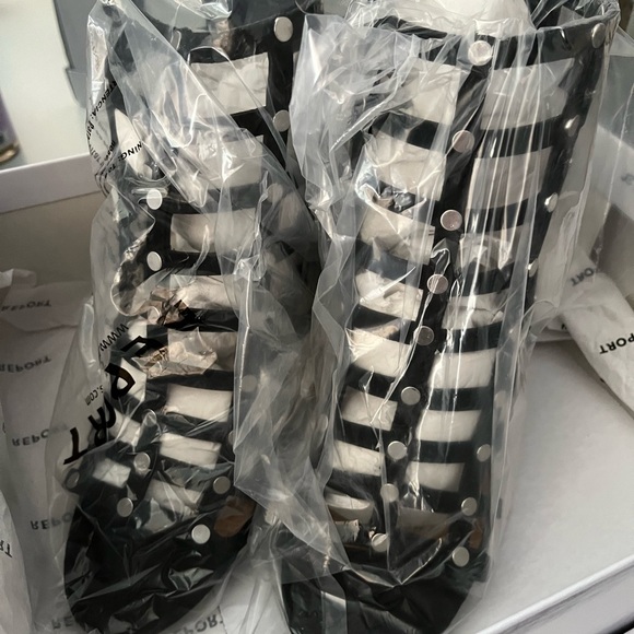 REPORT Wesley Studded Heels - Picture 3 of 5